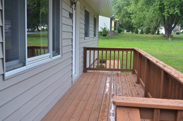 1907 Flower St, Mchenry, IL 60050 photo 2