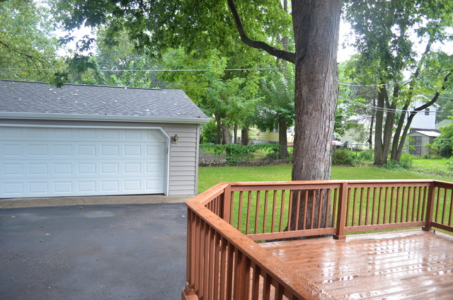 1907 Flower St, Mchenry, IL 60050 photo 20