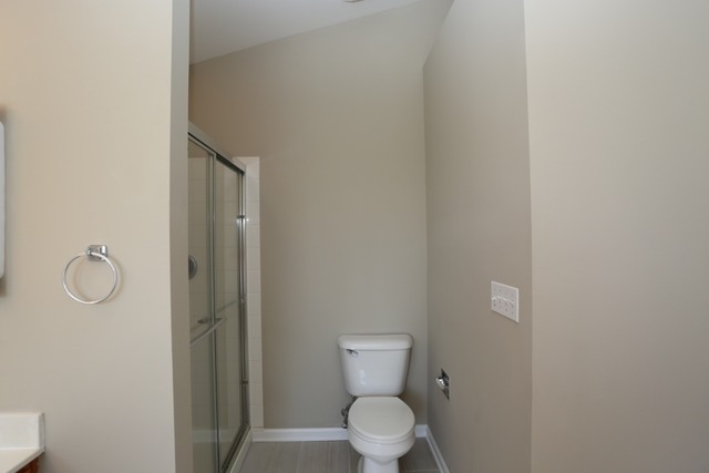 239 Thrush Cir, Lindenhurst, IL 60046 photo 8
