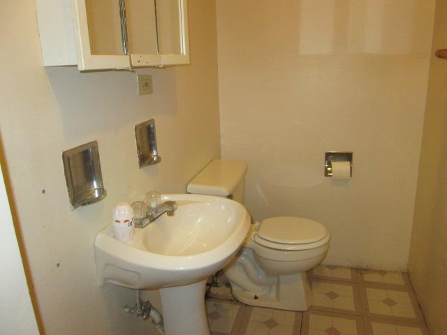 169 E 34th St, Steger, IL 60475 photo 8