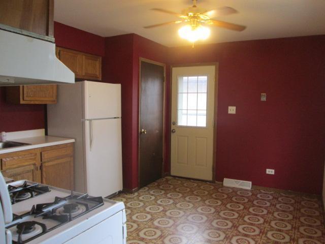 169 E 34th St, Steger, IL 60475 photo 3