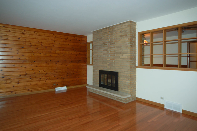 903 Ford Ave, Elgin, IL 60120 photo 2