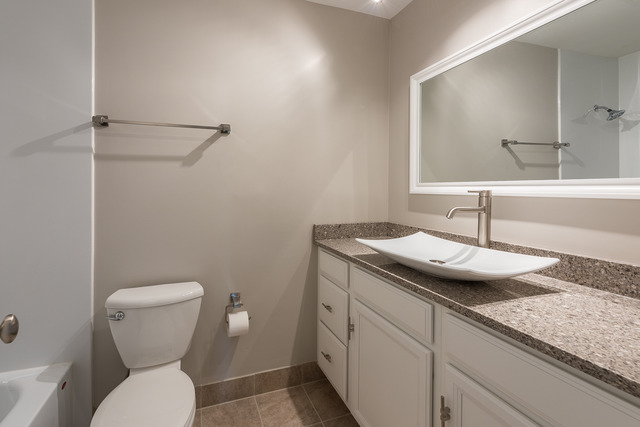 850 Sheldon Ct #A, Wheaton, IL 60189 photo 14