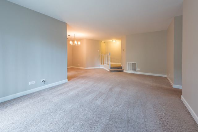 850 Sheldon Ct #A, Wheaton, IL 60189 photo 18