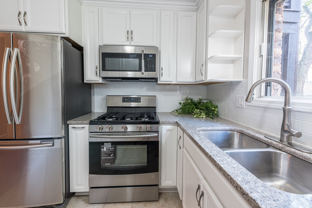 850 Sheldon Ct #A, Wheaton, IL 60189 photo 6