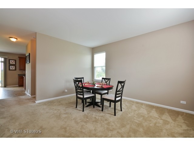 4207 Southerland Dr, Oswego, IL 60543 photo 7
