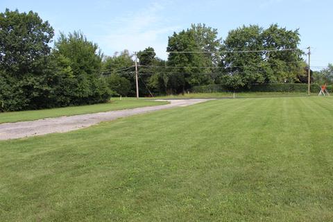 863 Bode Rd, Elgin, IL 60120 photo 22