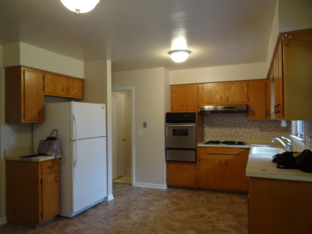 1341 Anthony Rd, Wheeling, IL 60090 photo 5