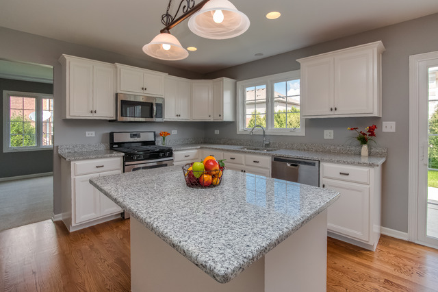 1017 Willow Rd, Matteson, IL 60443 photo 8