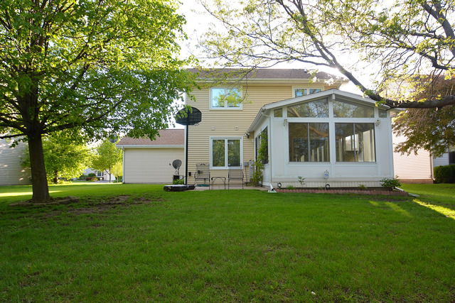 575 Denoyer Trl, Wheeling, IL 60090 photo 22