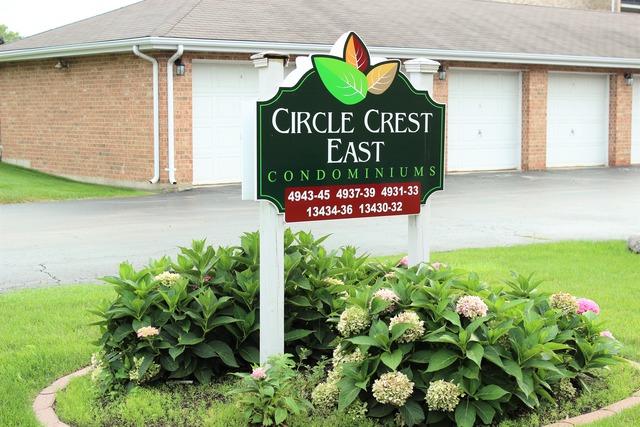 13434 E Circle Dr #406, Crestwood, IL 60445 photo 3