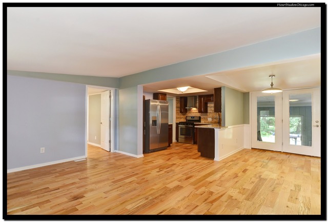 650 W 3rd St, Braidwood, IL 60408 photo 3
