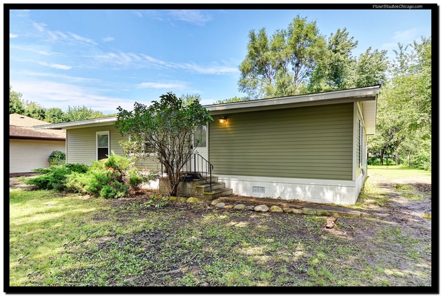650 W 3rd St, Braidwood, IL 60408 photo 2