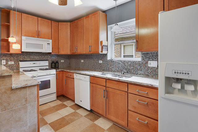 4217 Rose Ave, Lyons, IL 60534 photo 9