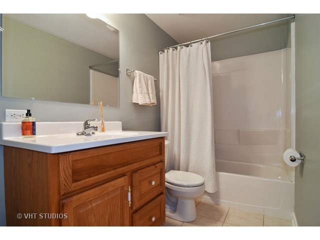 4130 Georgetown Cir, Algonquin, IL 60102 photo 15