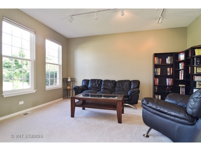 4130 Georgetown Cir, Algonquin, IL 60102 photo 3