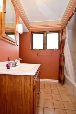 303 E Crescent Ave, Elmhurst, IL 60126 photo 9