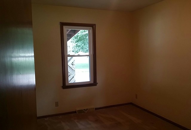 606 E Brown St, Harvard, IL 60033 photo 7