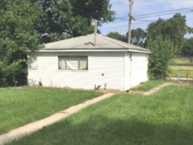 29 E 140th Ct, Riverdale, IL 60827 photo 2