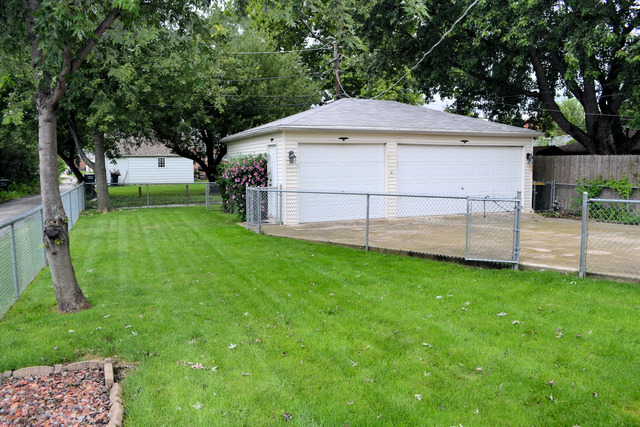 17740 Roy St, Lansing, IL 60438 photo 10