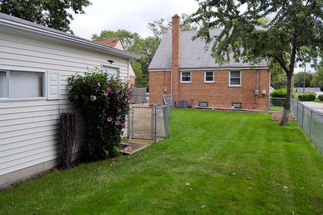 17740 Roy St, Lansing, IL 60438 photo 12