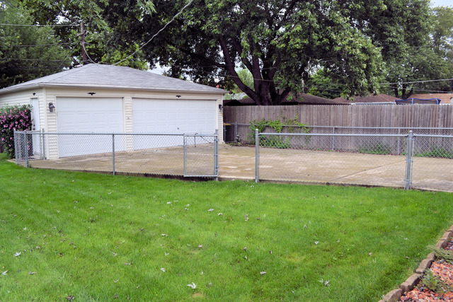 17740 Roy St, Lansing, IL 60438 photo 11