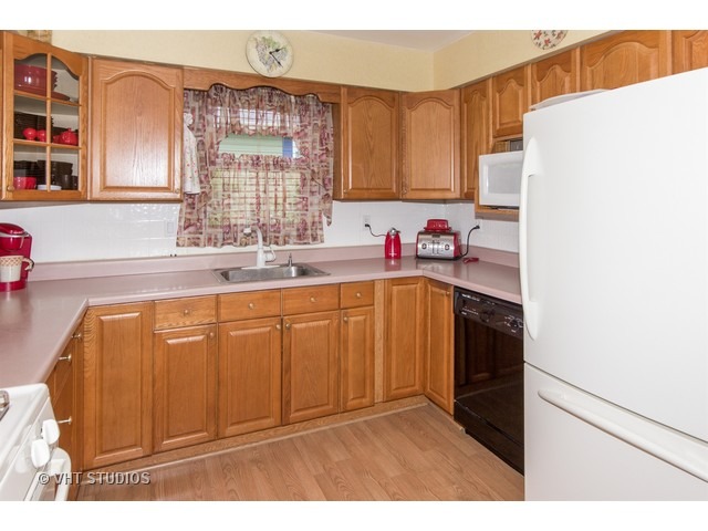 24026 S Cardinal Dr, Channahon, IL 60410 photo 7