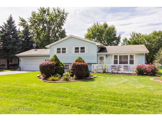 24026 S Cardinal Dr, Channahon, IL 60410 photo 1