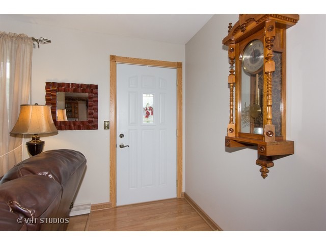 24026 S Cardinal Dr, Channahon, IL 60410 photo 3