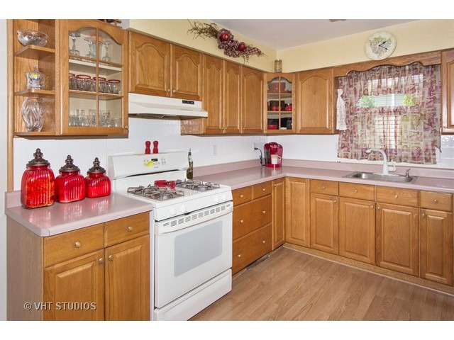 24026 S Cardinal Dr, Channahon, IL 60410 photo 6