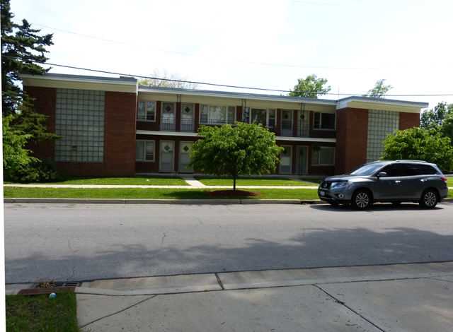105 E Grove St, Lombard, IL 60148 photo 1
