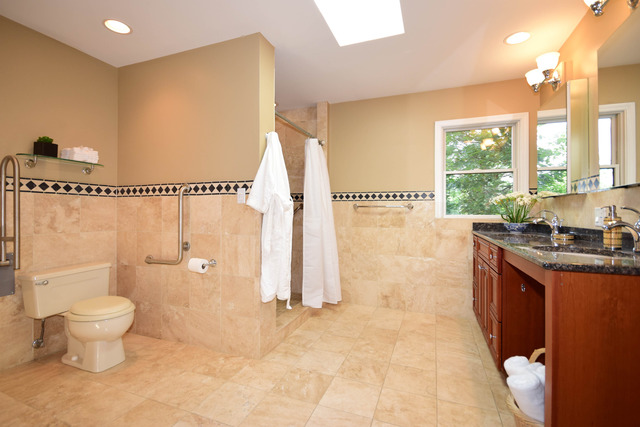 6421 Raleigh Rd, Willowbrook, IL 60527 photo 8