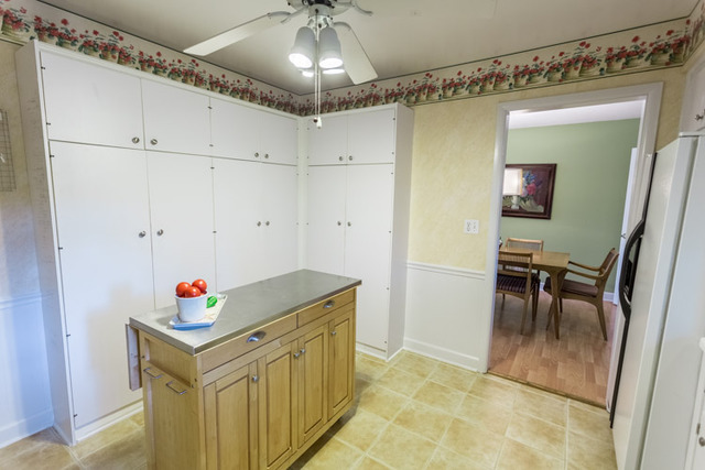 1838 Cherry St, Wheaton, IL 60187 photo 13