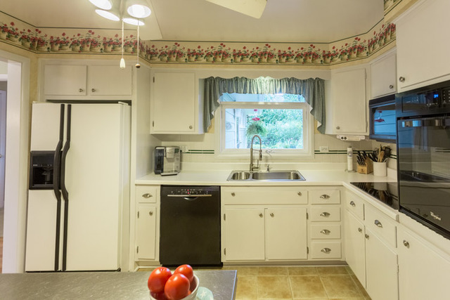 1838 Cherry St, Wheaton, IL 60187 photo 12