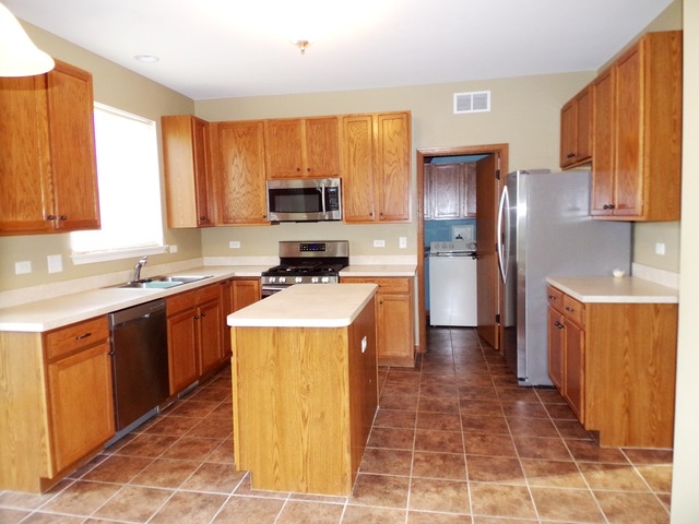 1002 Wilbe St, Plano, IL 60545 photo 7