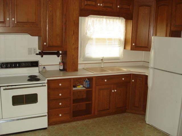 1709 Fulton St, Peru, IL 61354 photo 2