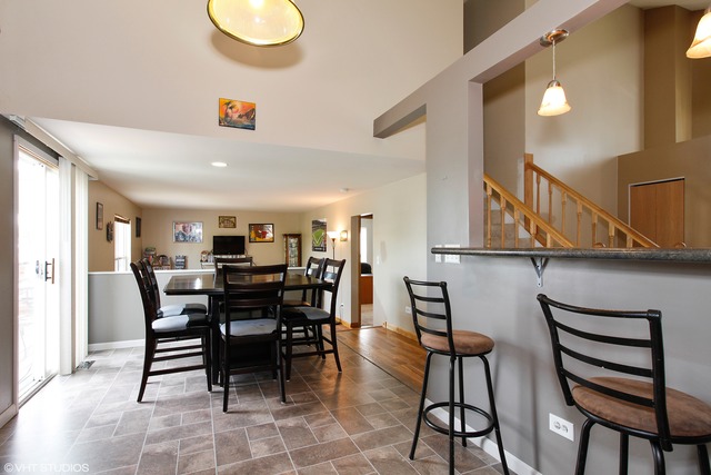 5211 Pine Trails Cir, Plainfield, IL 60586 photo 7