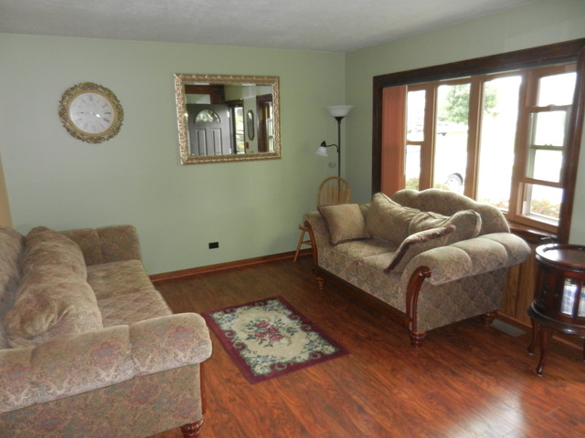618 W Wegner Rd, Mchenry, IL 60051 photo 7