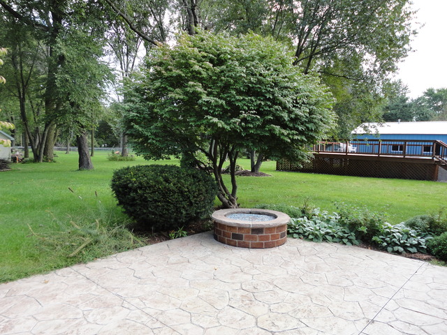 978 W Eureka St, Braidwood, IL 60408 photo 6