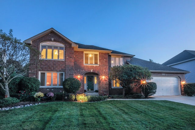 1124 Conan Doyle Rd, Naperville, IL 60564 photo 1