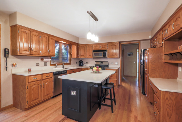 1124 Conan Doyle Rd, Naperville, IL 60564 photo 5