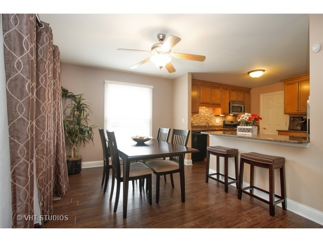 2810 Northampton Dr #B1, Rolling Meadows, IL 60008 photo 7