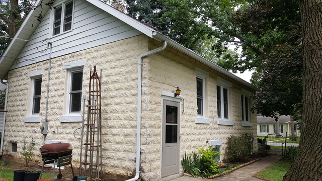 1457 S 7th Ave, Kankakee, IL 60901 photo 2
