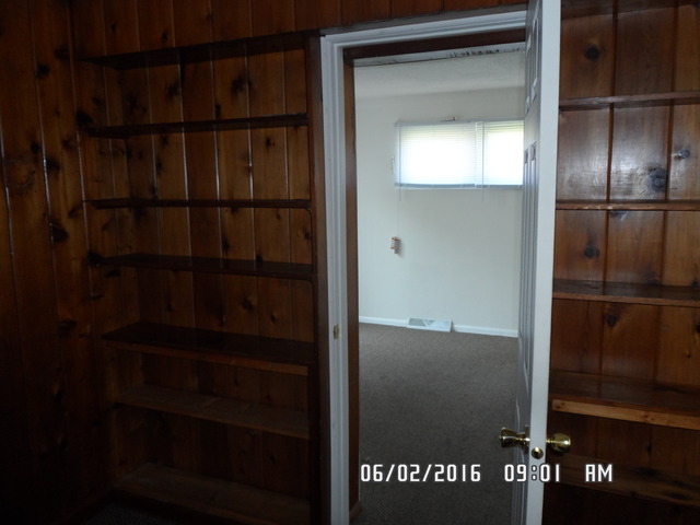 651 E 144th St, Dolton, IL 60419 photo 9