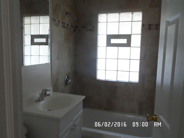651 E 144th St, Dolton, IL 60419 photo 3