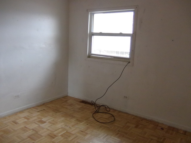 8910 Robin Dr #A, Des Plaines, IL 60016 photo 9