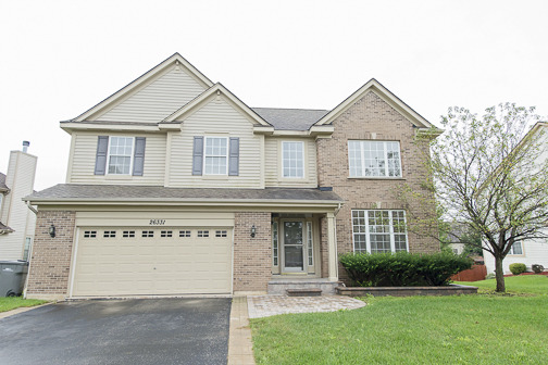 26331 Whispering Woods Cir, Plainfield, IL 60585 photo 1