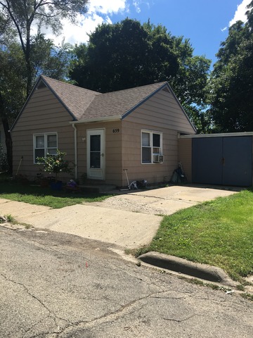 659 Russell St, Elgin, IL 60120 photo 1