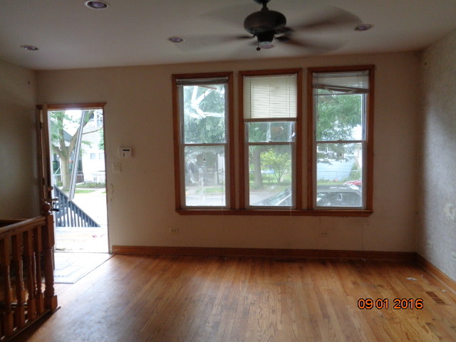 730 W 47th Pl, Chicago, IL 60609 photo 3