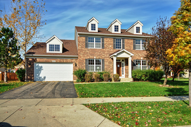 600 Haversham Ave, Elgin, IL 60124 photo 1